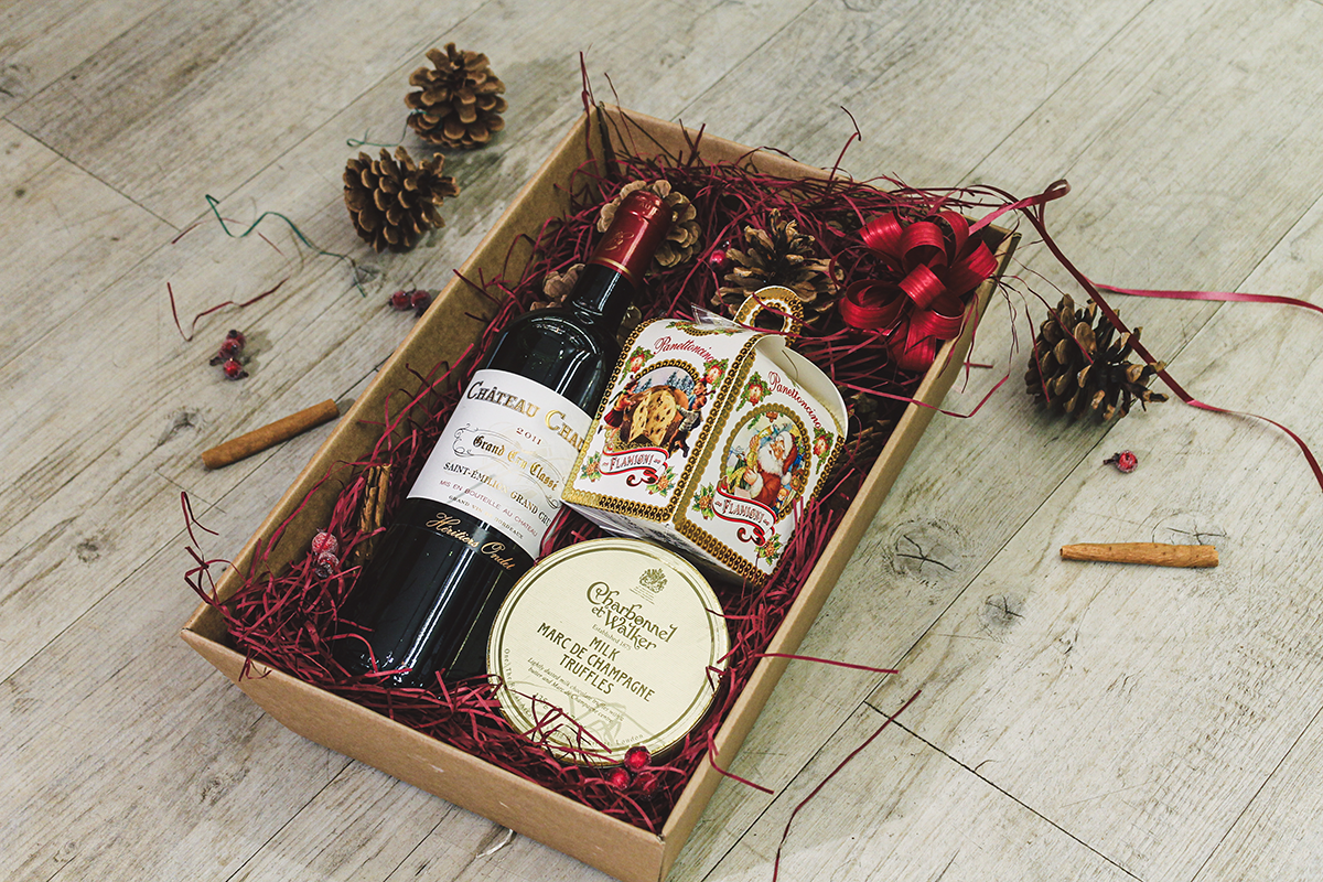 Grand Cru Saint-Emilion, Truffles &amp; Panettoncino Hamper 2024