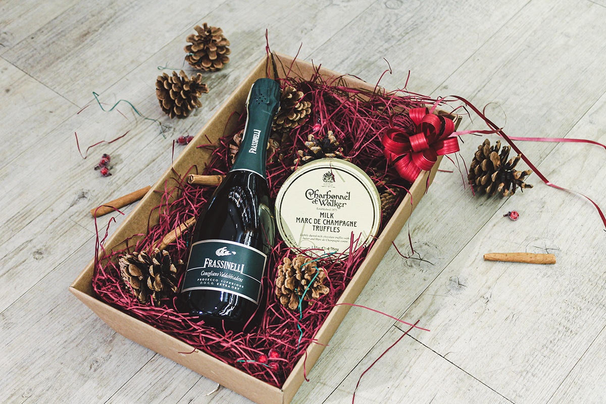 Prosecco &amp; Truffles Hamper 2024
